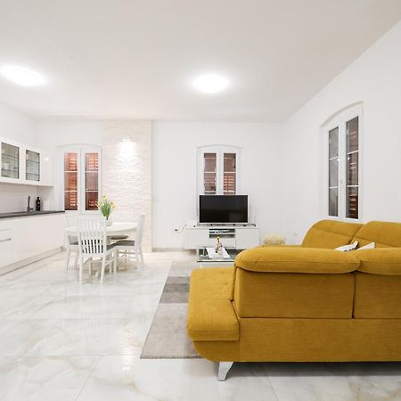 M&D Old Town Zadar Luxury Apartment Екстер'єр фото