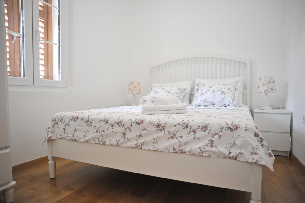 M&D Old Town Zadar Luxury Apartment Екстер'єр фото