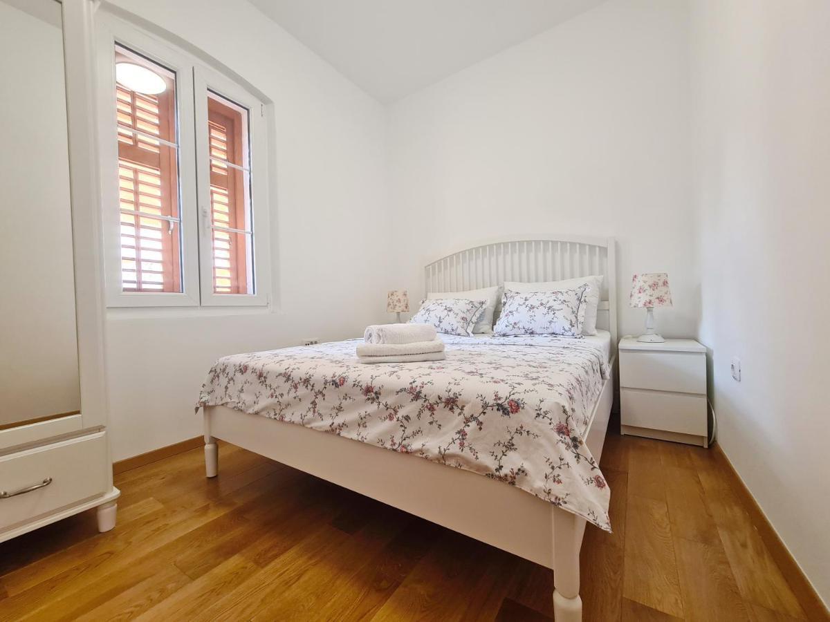 M&D Old Town Zadar Luxury Apartment Екстер'єр фото